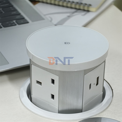 High Quality Waterproof Power Socket Strip Extension UK Standard Plug Socket IP44 Tabletop Design for Easy Use